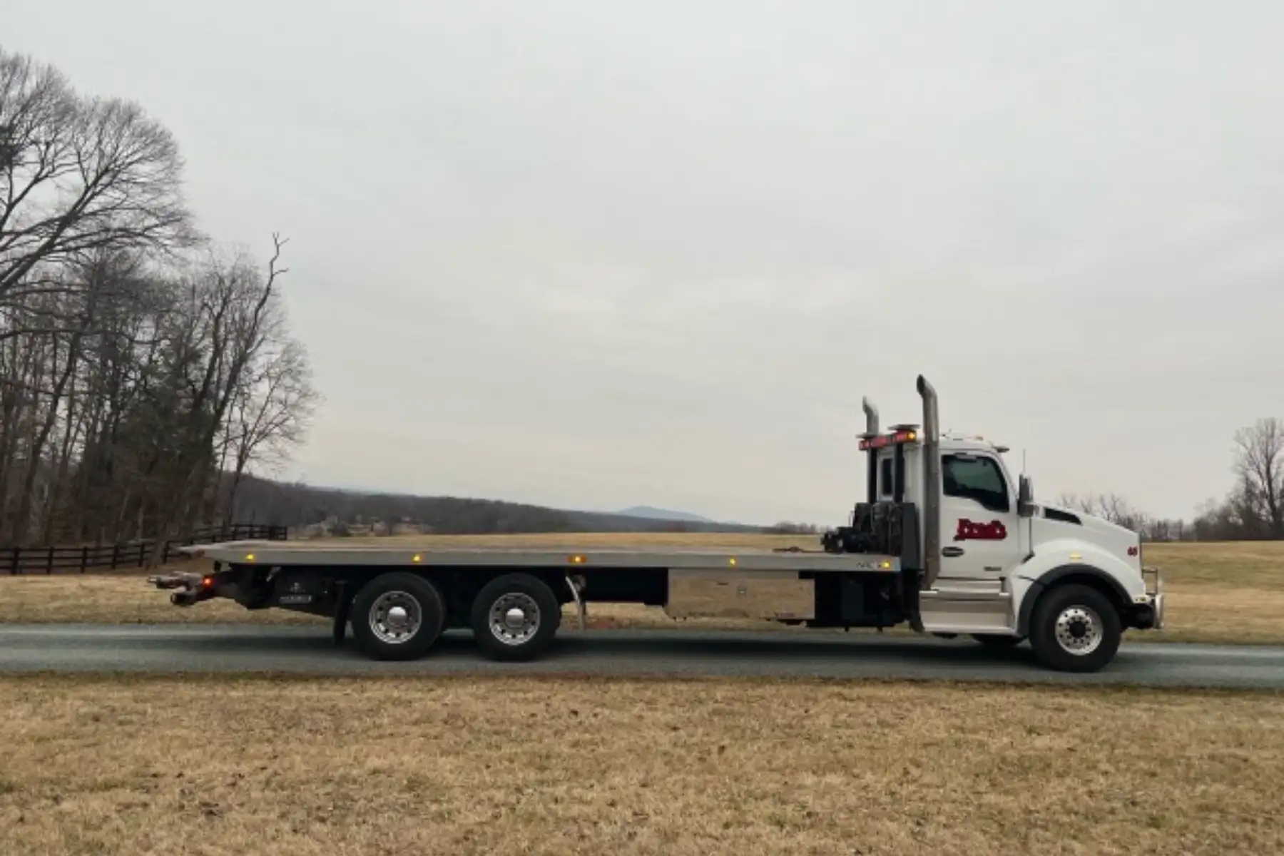 Fred's Towing & Transport 39